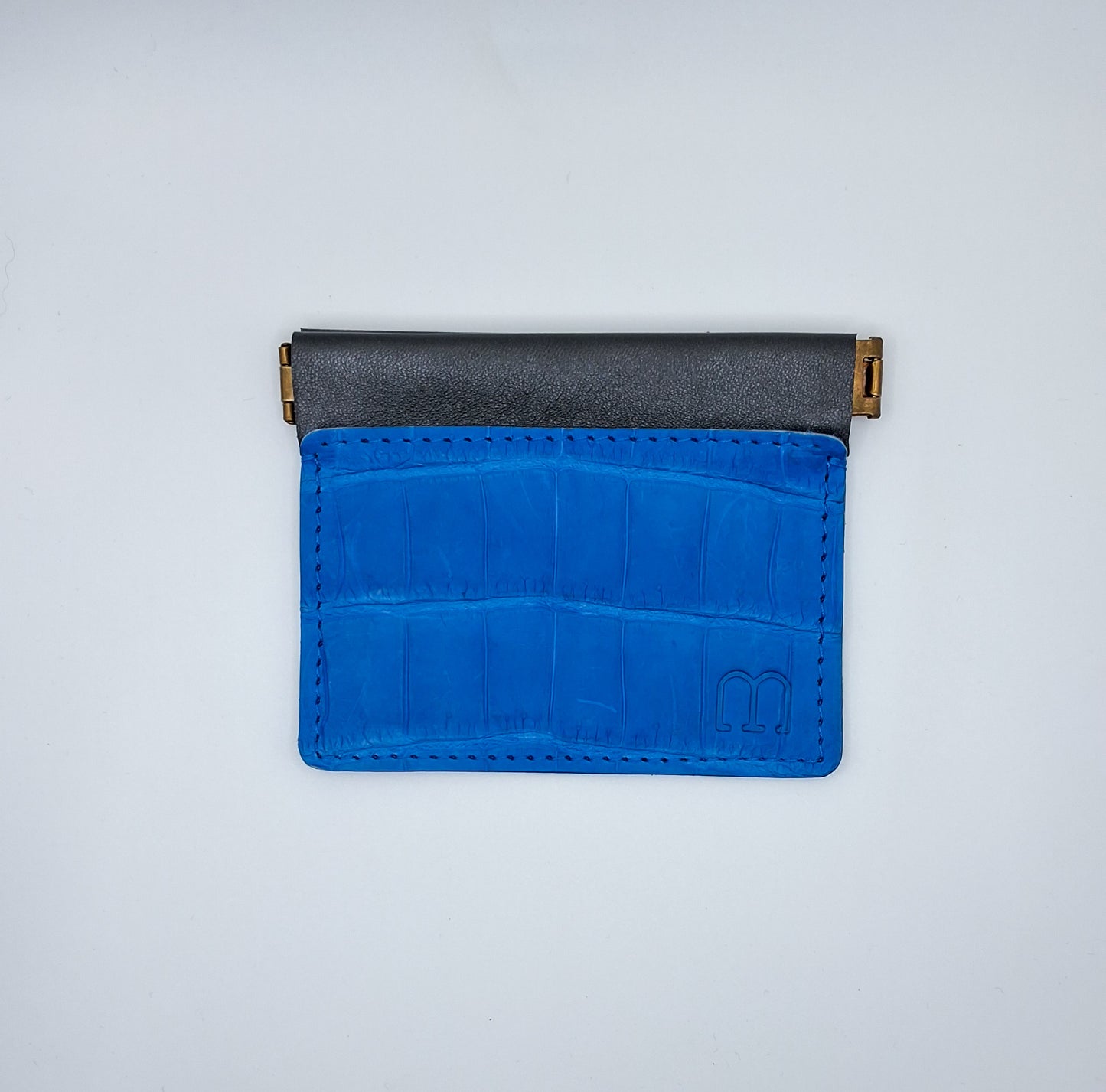 Porte monnaie en cuir de crocodile bleu et noir