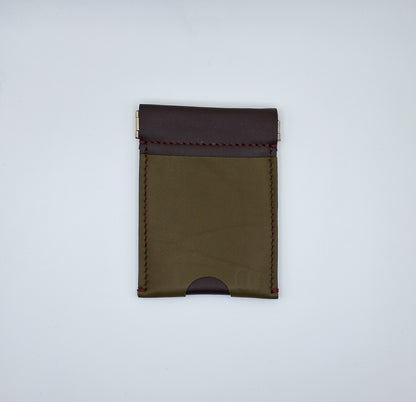 Porte monnaie clic-clac en cuir bordeau et vert kaki